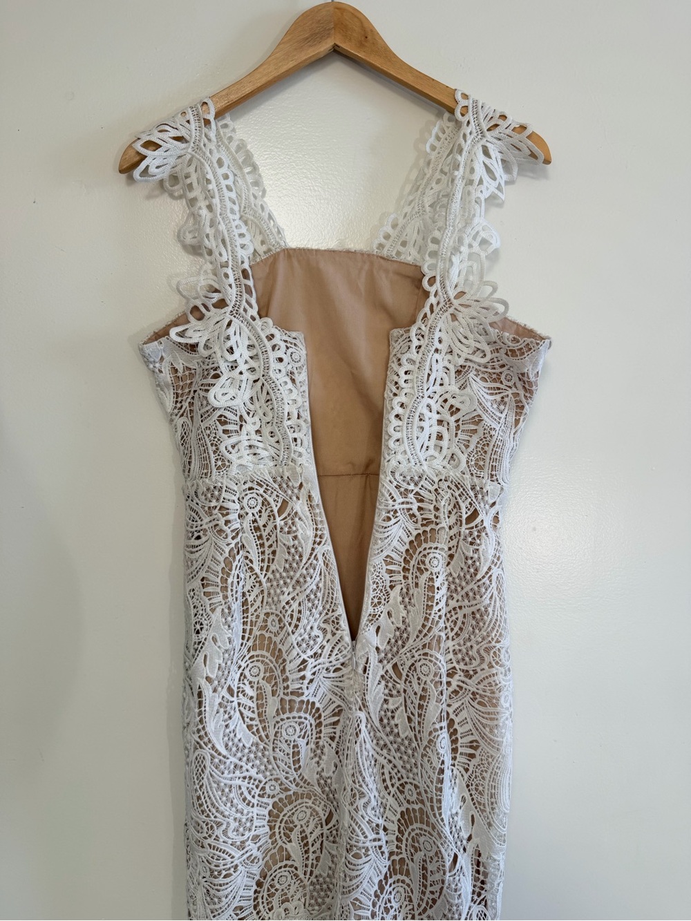 Elliatt White Lace Wedding Bachelorette  Maxi Long Dress Small - Picture 12 of 13